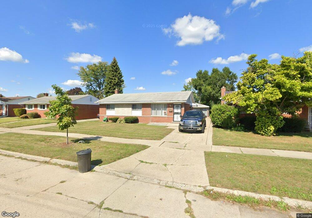 10462 Cloverdale Ave, Ferndale, MI 48220 - photo 1