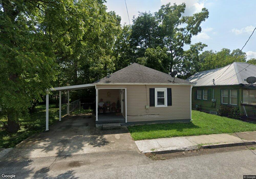 112 Stagg St, Harrodsburg, KY 40330 - photo 1
