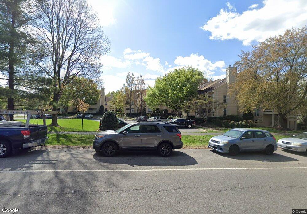 4555-C Interlachen Ct, Alexandria, VA 22312 - photo 1