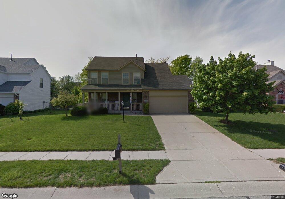 10105 Red Tail Dr, Fishers, IN 46037 - photo 1