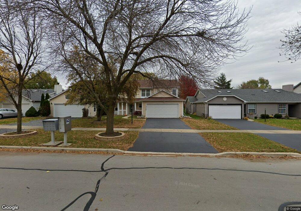 1732 Ranchview Dr, Naperville, IL 60565 - photo 1