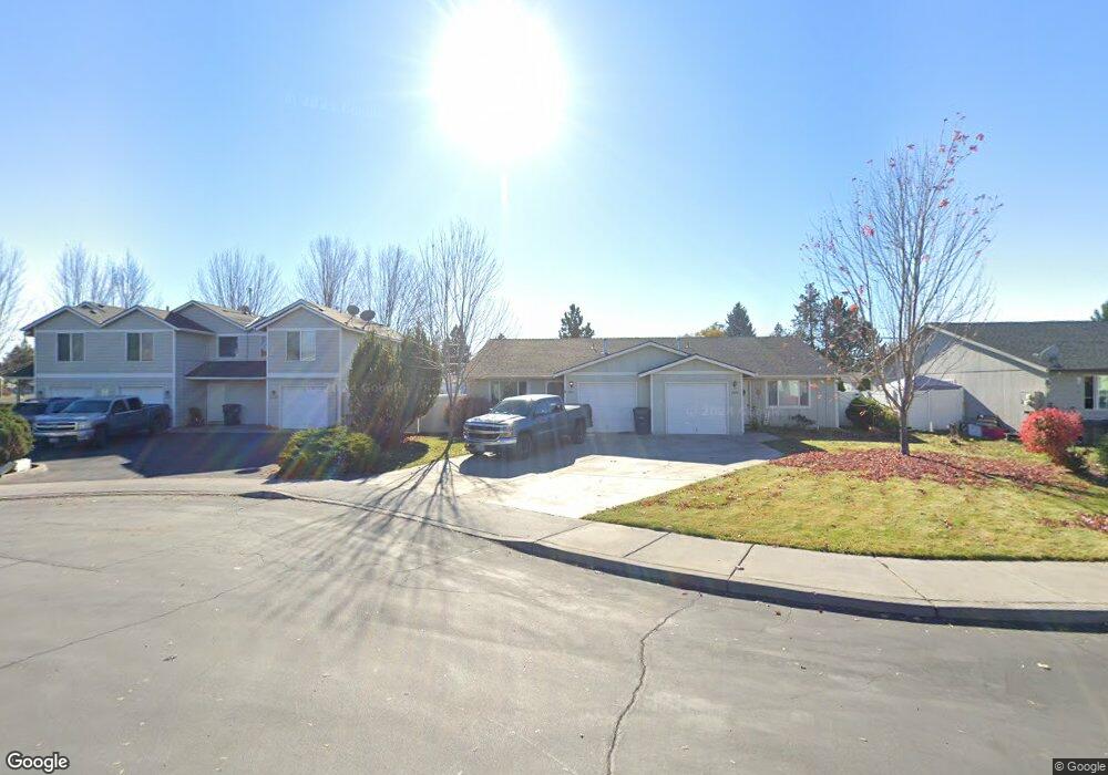 2442 SW Wickiup Ct, Redmond, OR 97756 - photo 1
