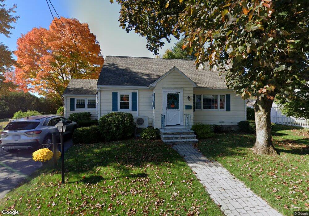 7 Arlene Ave, Stoneham, MA 02180 - photo 1