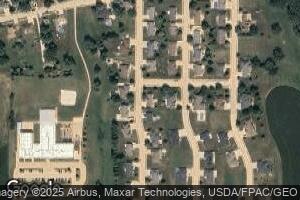 301 Countryside Dr, Epworth, IA 52045