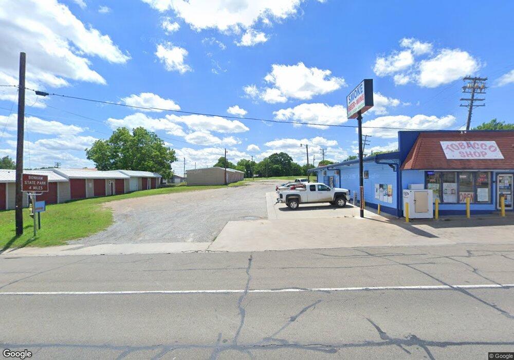 147 N Center St, Bonham, TX 75418 - photo 1