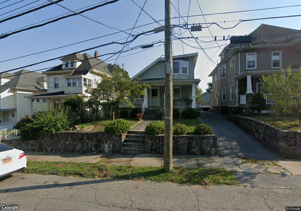 917 Phoenix Ave, Peekskill, NY 10566 - photo 1