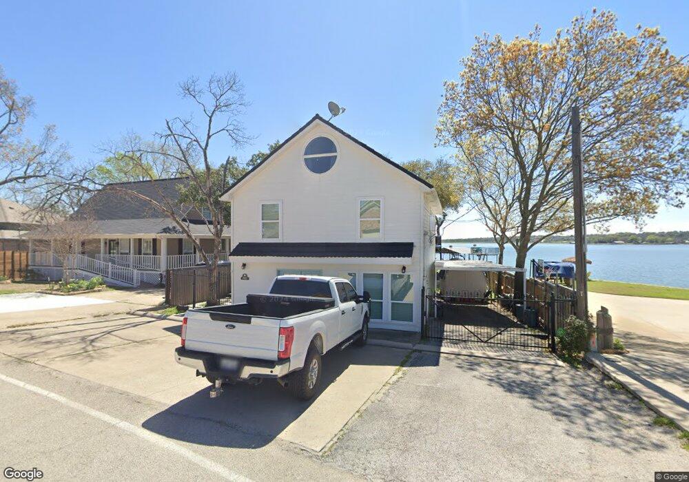 1811 E Lake Dr, Weatherford, TX 76087 - photo 1