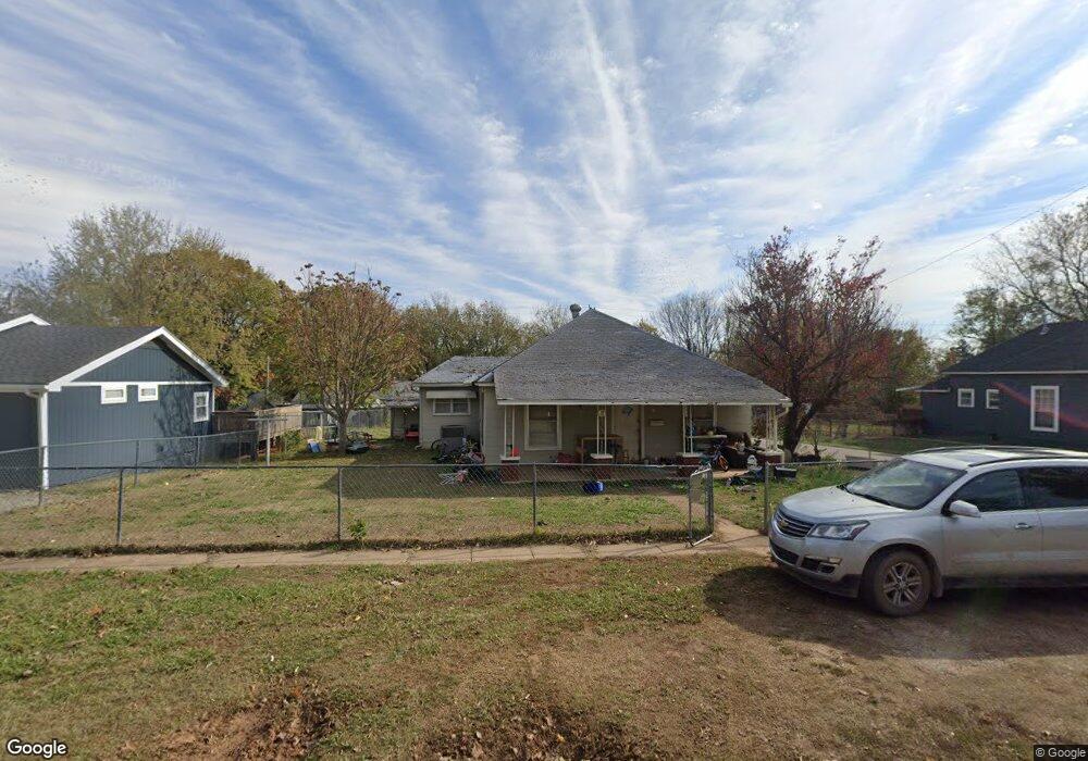 401 N Vine Ave, Cleveland, OK 74020 - photo 1