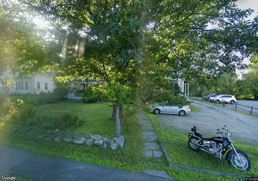 32 Lancaster Rd, Whitefield, NH 03598 - photo 1