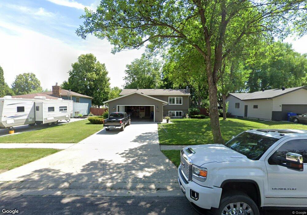 1926 19th St S, Fargo, ND 58103 - photo 1