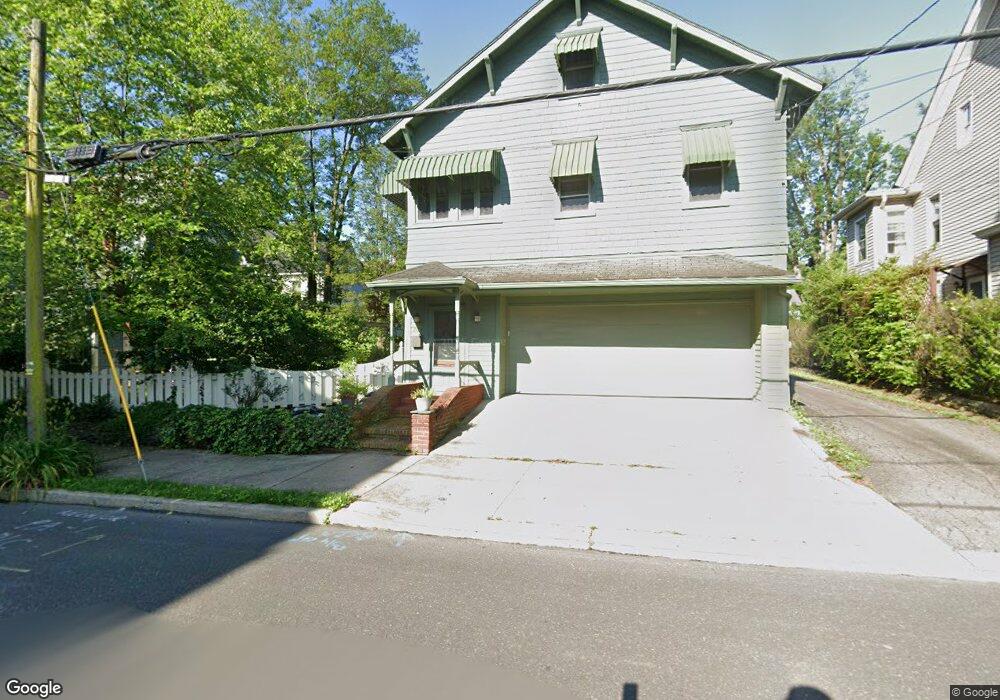 203 N 6th St, Stroudsburg, PA 18360 - photo 1