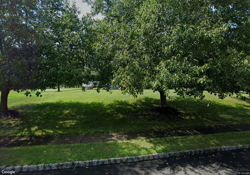 216 Heritage Dr, Columbus, NJ 08022 - photo 1