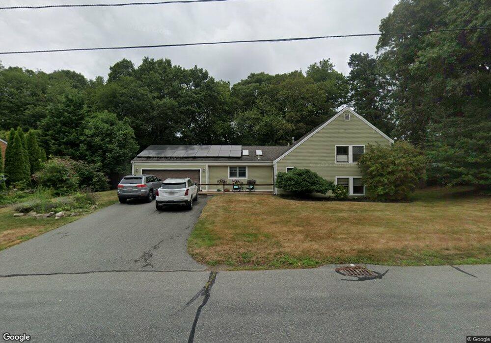 415 Gulf Rd W, South Dartmouth, MA 02748 - photo 1