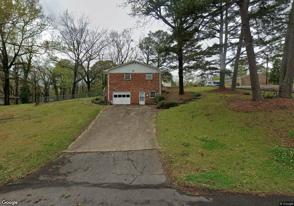 1818 1st St NW, Center Point, AL 35215 - photo 1