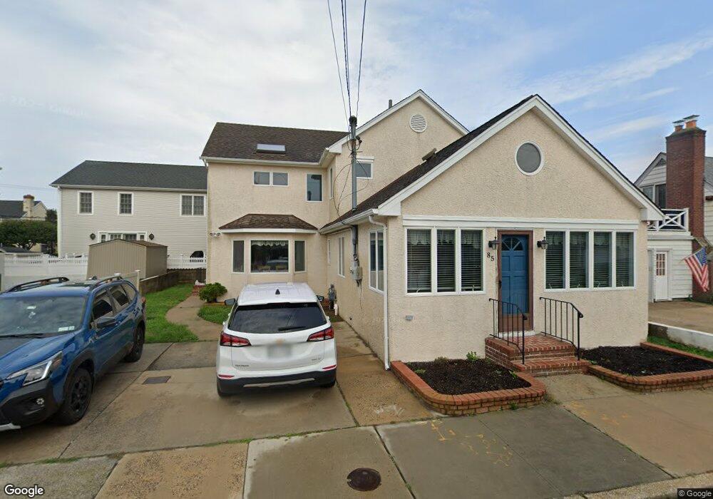 85 Glenwood Ave, Point Lookout, NY 11569 - photo 1