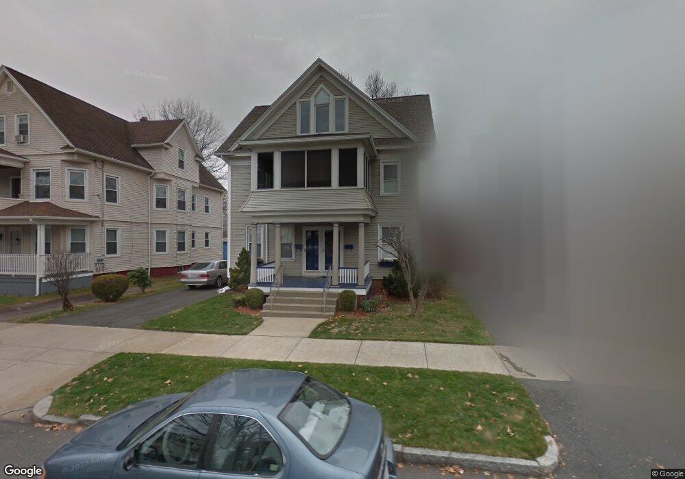 42 Whittier St, Springfield, MA 01108 - photo 1