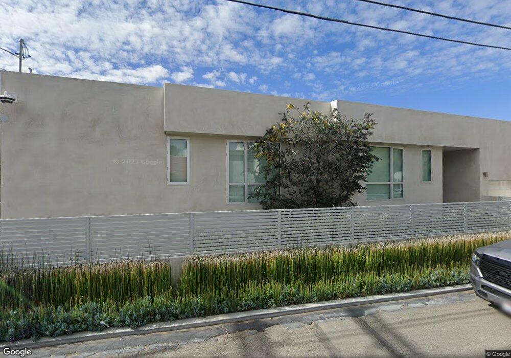 5145 Calatrana Dr, Woodland Hills, CA 91364 - photo 1