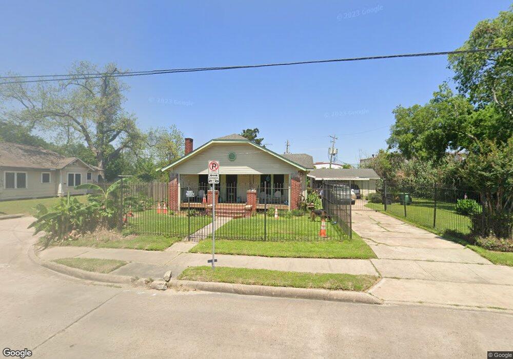 5920 W Montgomery Rd, Houston, TX 77091 - photo 1