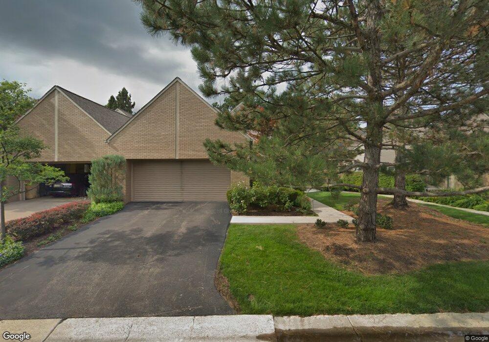 3878 Wabeek Lake Dr E unit 6, Bloomfield Hills, MI 48302 - photo 1