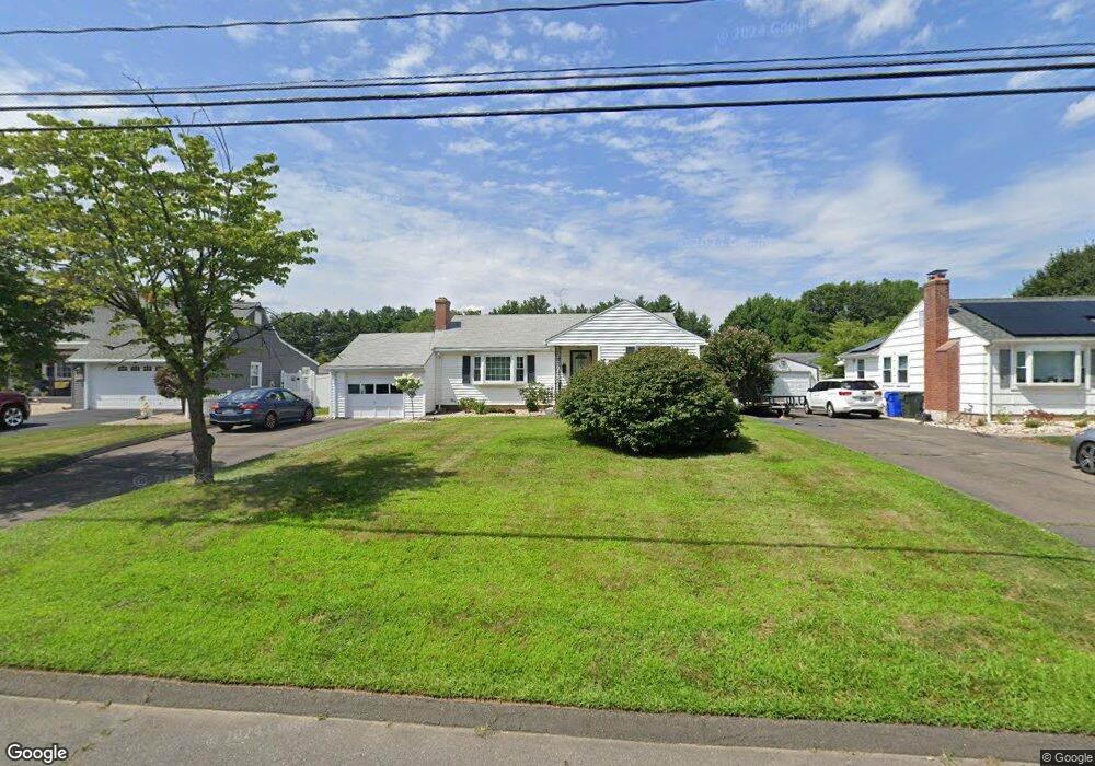 66 Woodmere Rd, Newington, CT 06111 - photo 1