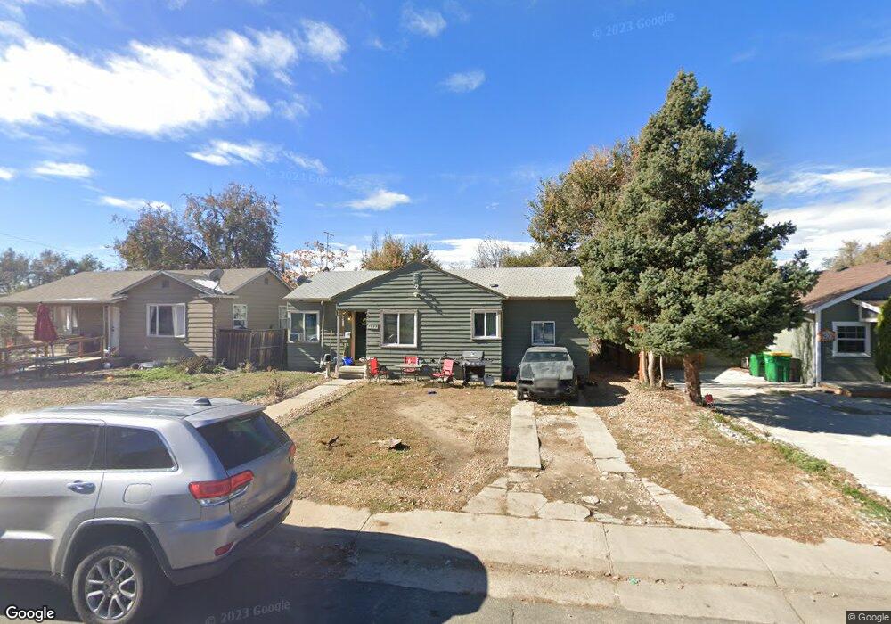 1909 Geneva St, Aurora, CO 80010 - photo 1