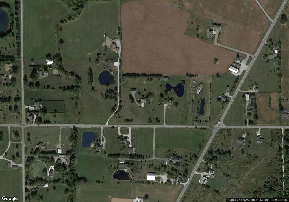 10516 W Yoder Rd, Roanoke, IN 46783 - photo 1