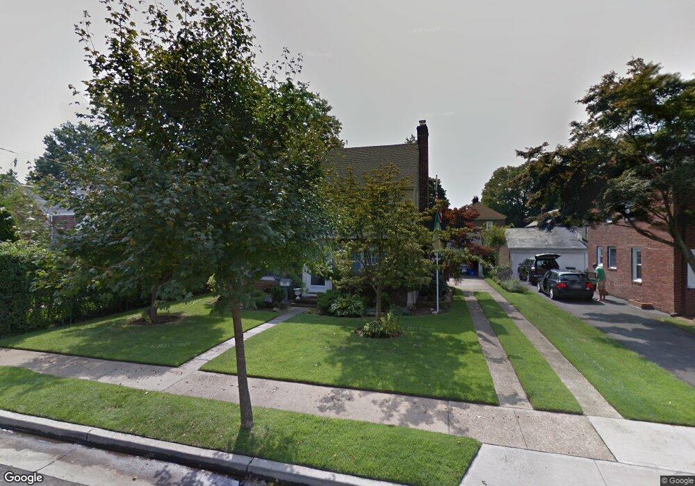 26 Cynthia Ct, Hempstead, NY 11550 - photo 1