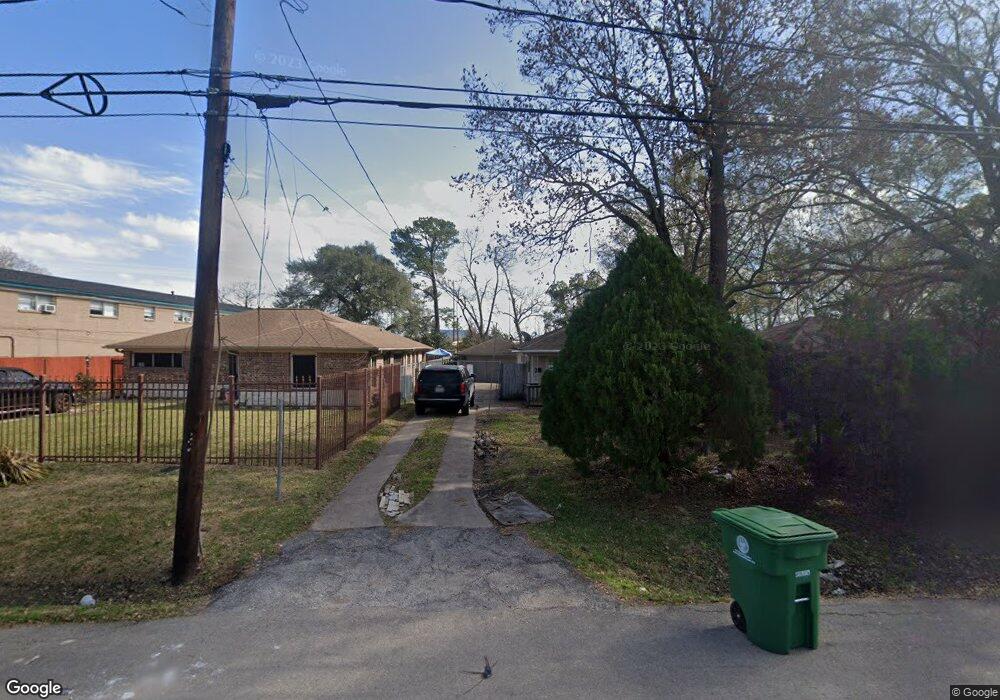 3815 Weslow St, Houston, TX 77087 - photo 1