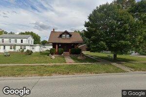 203 S Locust St, Winfield, IA 52659