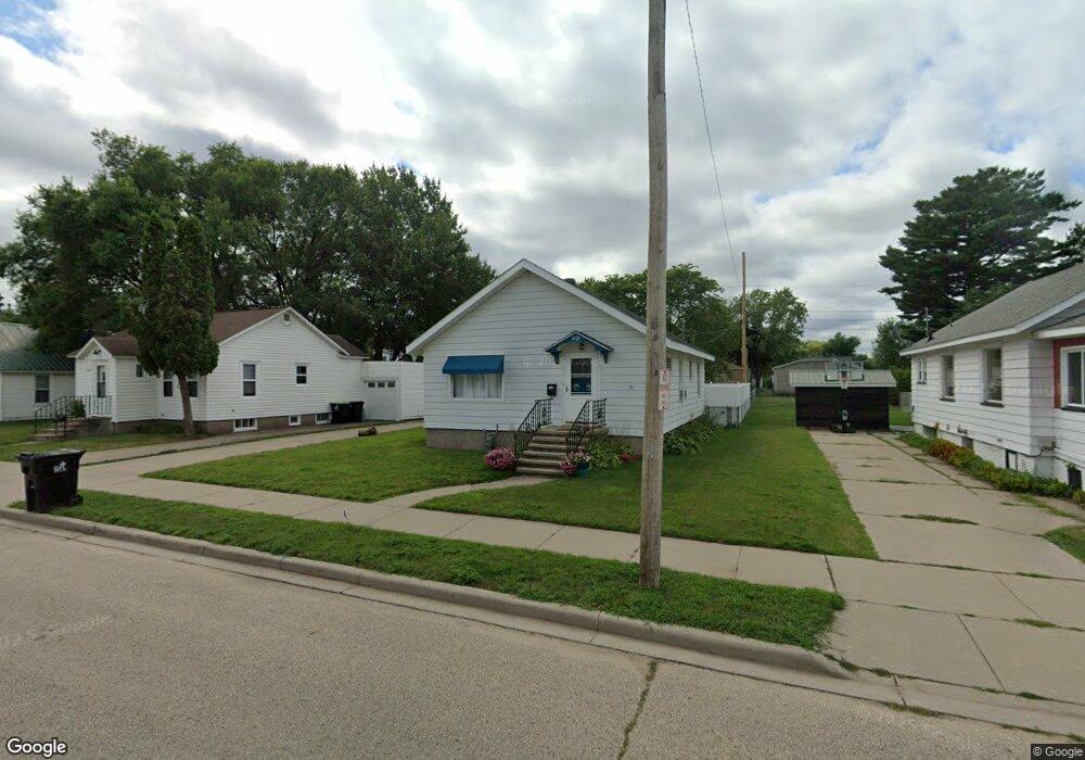 1901 15th St, Menominee, MI 49858 - photo 1