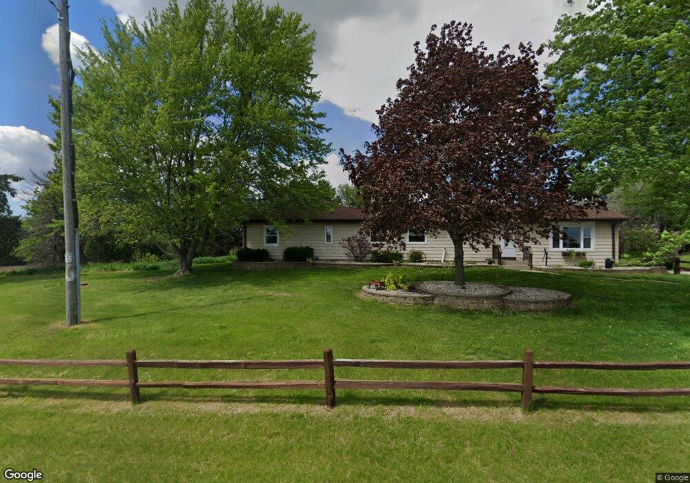 5658 Sunset Dr, Kewaskum, WI 53040 - photo 1