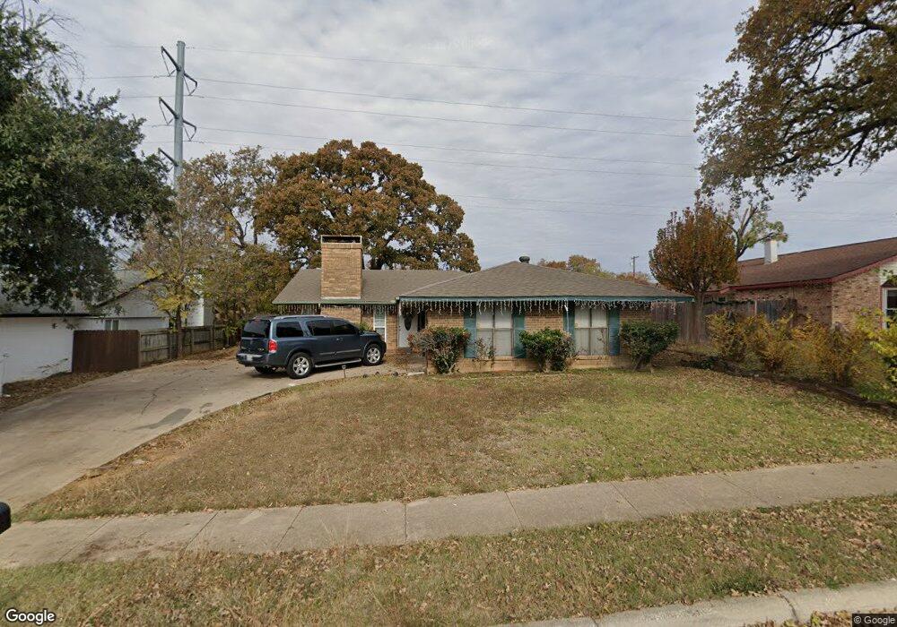 3132 Woodbridge Dr, Bedford, TX 76021 - photo 1