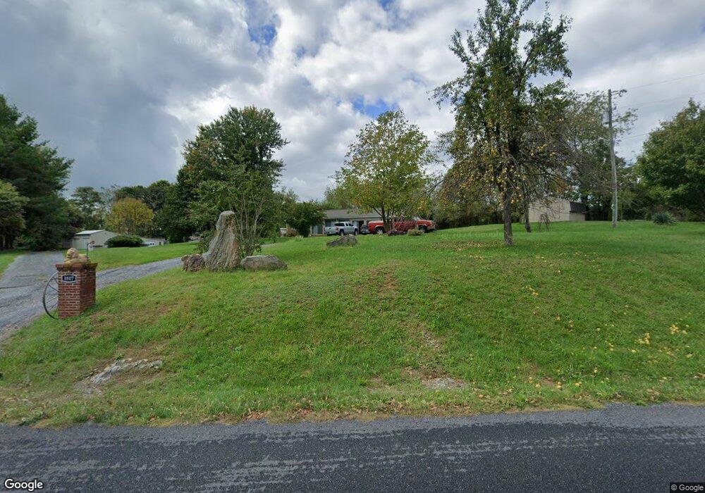 3807 Old Greenville Rd unit 613, Staunton, VA 24401 - photo 1