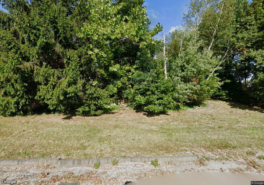 10 Reservoir Rd, Gloucester, MA 01930 - photo 1