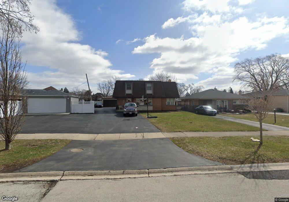 917 S Cedar Ave, Elmhurst, IL 60126 - photo 1