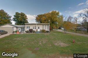 101 W Sanitary Rd, Abingdon, IL 61410