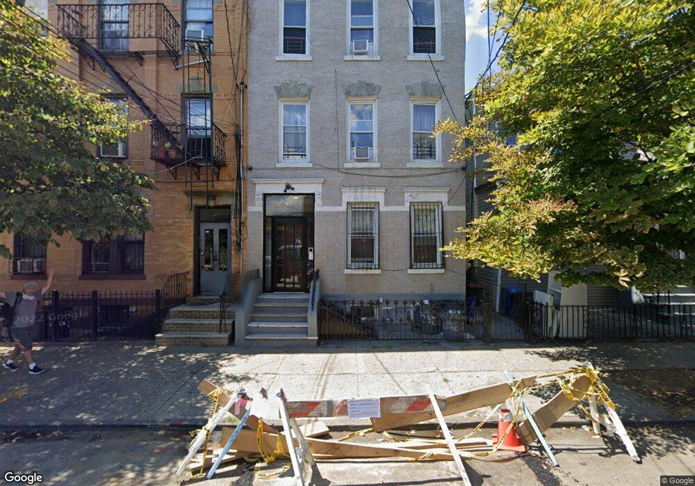 252 Cleveland St, Brooklyn, NY 11208 - photo 1