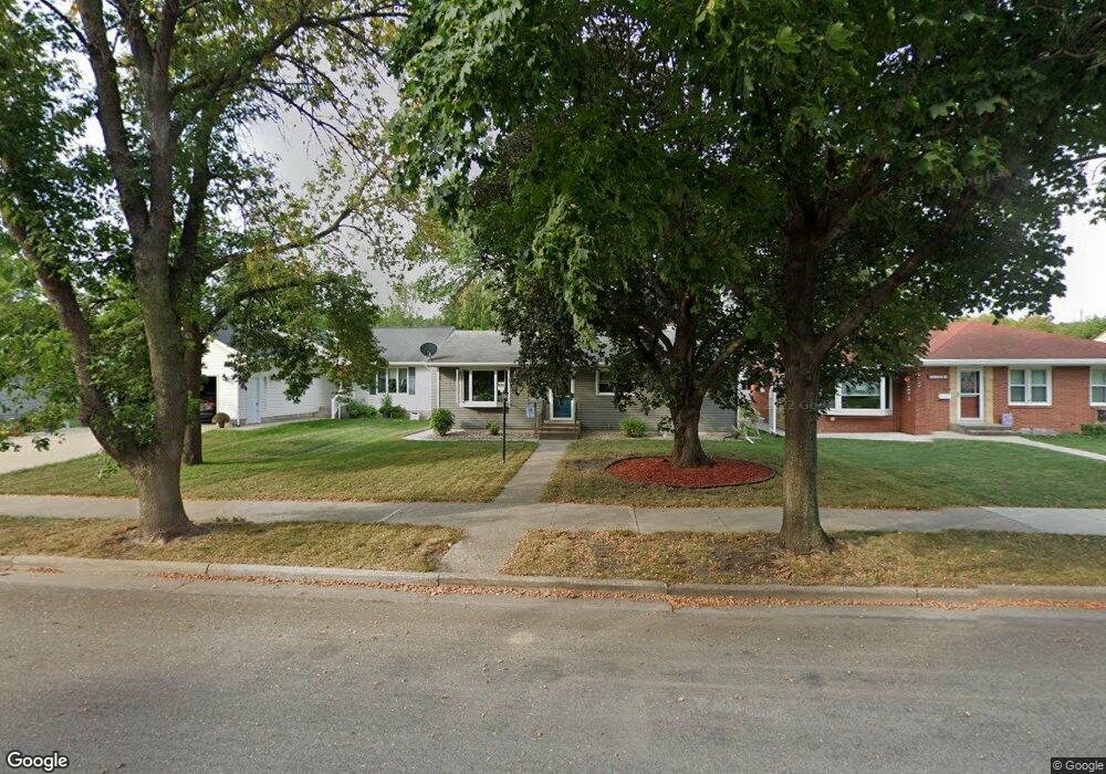 1112 S Franklin St, New Ulm, MN 56073 - photo 1