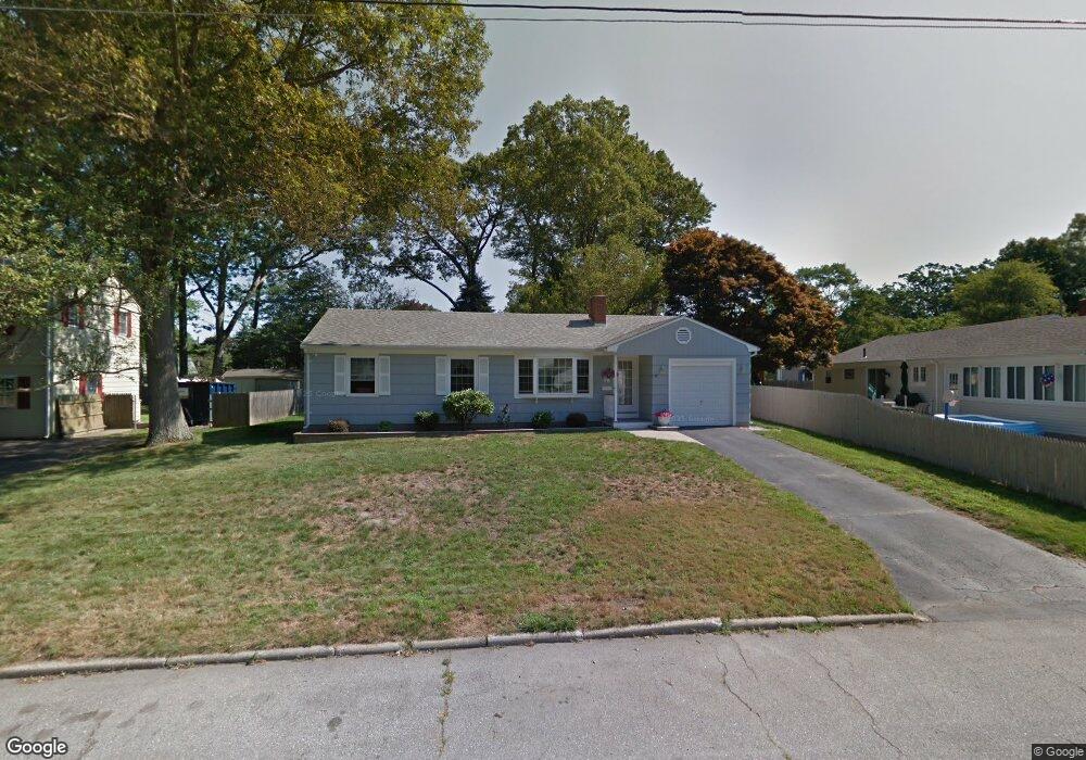 38 Fenwick Rd, Riverside, RI 02915 - photo 1