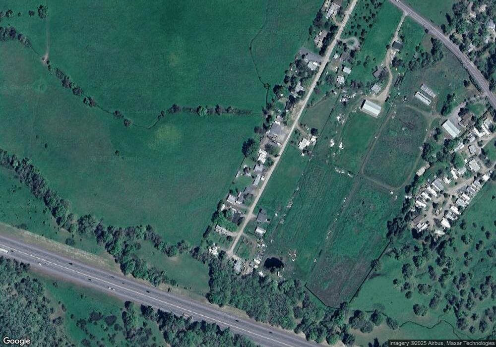 7403 Maple Ln, Central Point, OR 97502 - photo 1