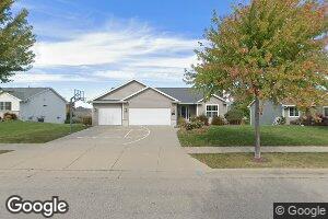 514 Jeanette St, Combined Locks, WI 54113