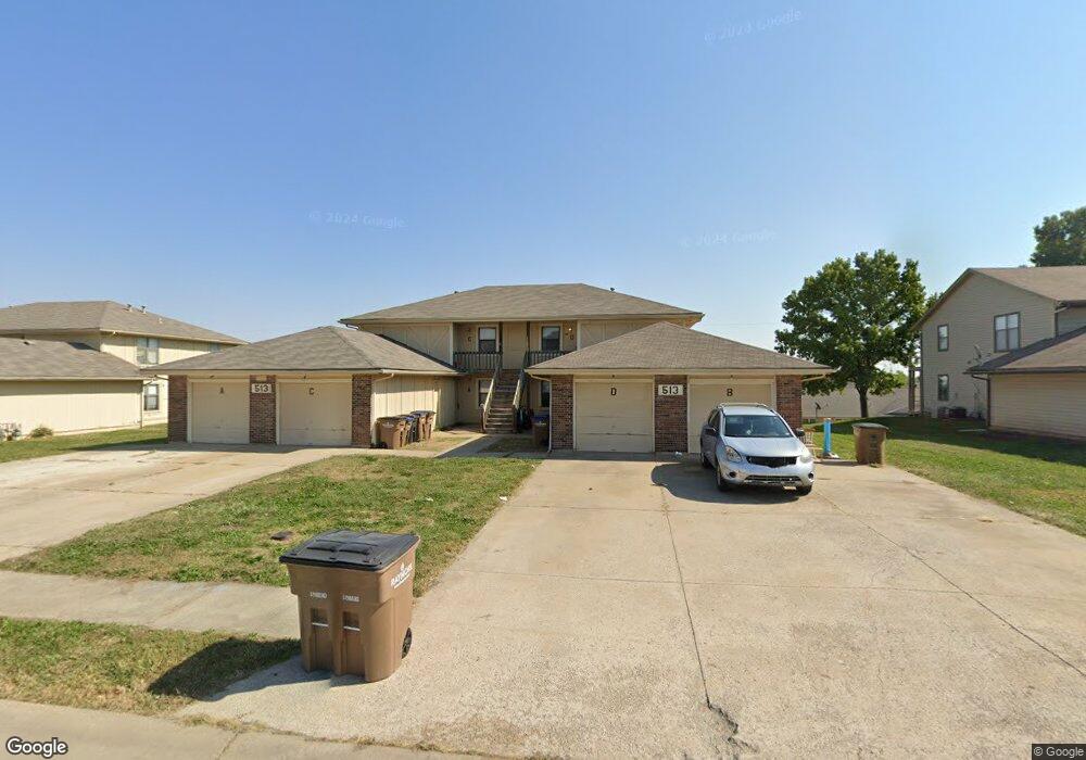 513 Sky Vue Dr, Raymore, MO 64083 - photo 1