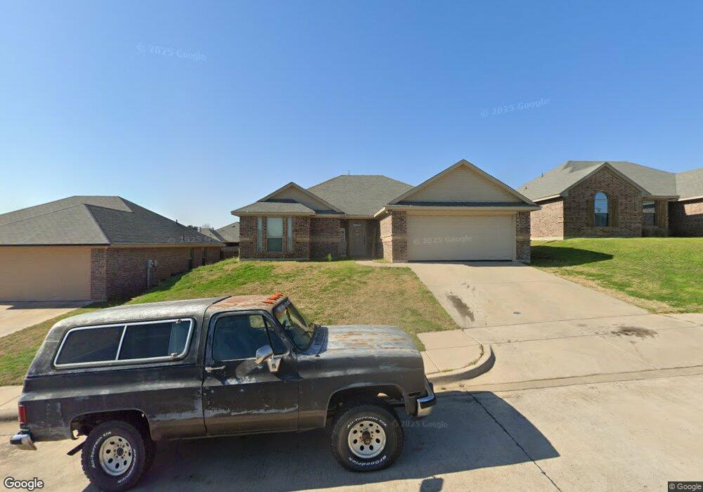 1009 Inverness Dr, Weatherford, TX 76086 - photo 1