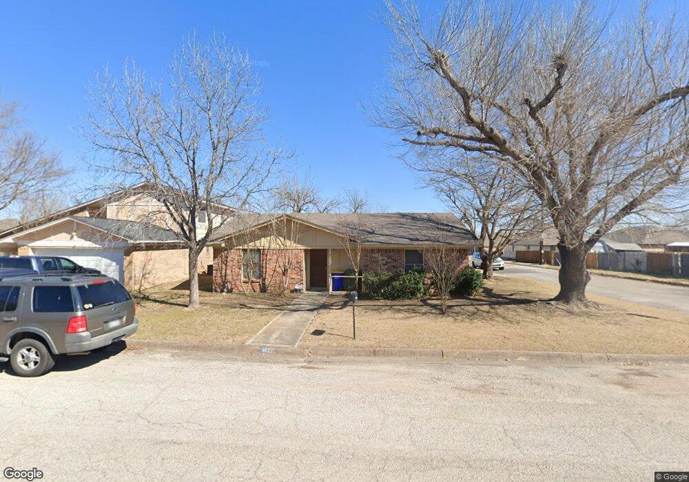 700 Saddle Rd, Fort Worth, TX 76108 - photo 1