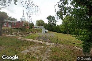 219 W 4th St, Onaga, KS 66521