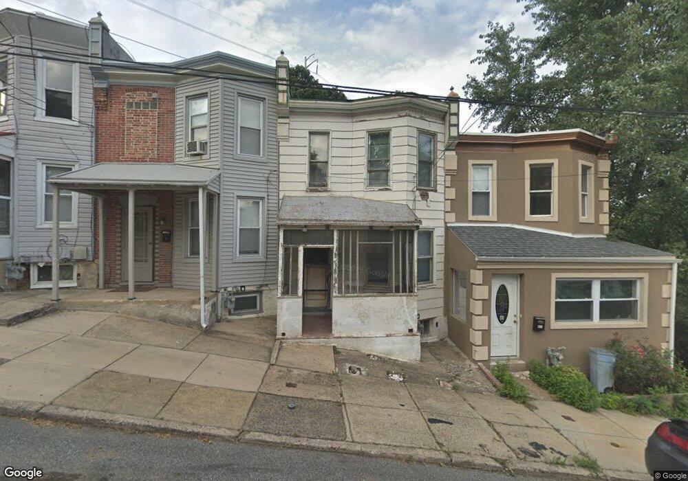 915 Lawrence Ave, Darby, PA 19023 - photo 1