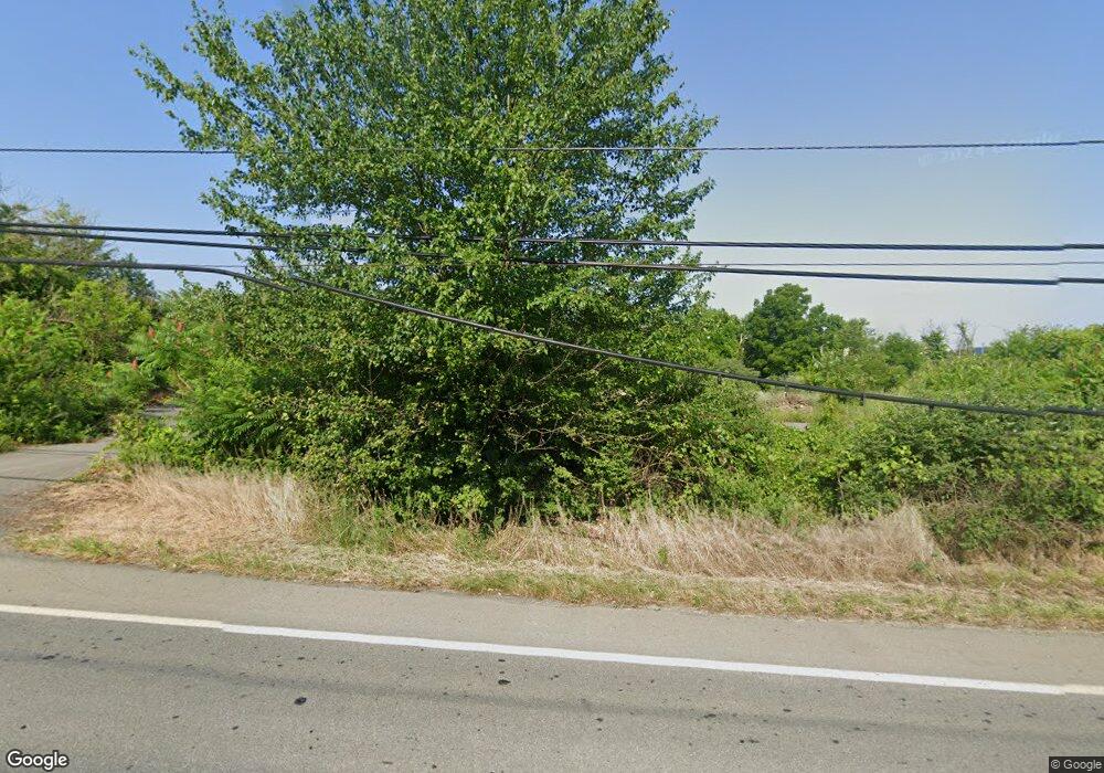 466 Schantz Rd, Allentown, PA 18104 - photo 1