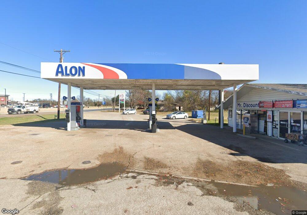 1205 E Ennis Ave, Ennis, TX 75119 - photo 1