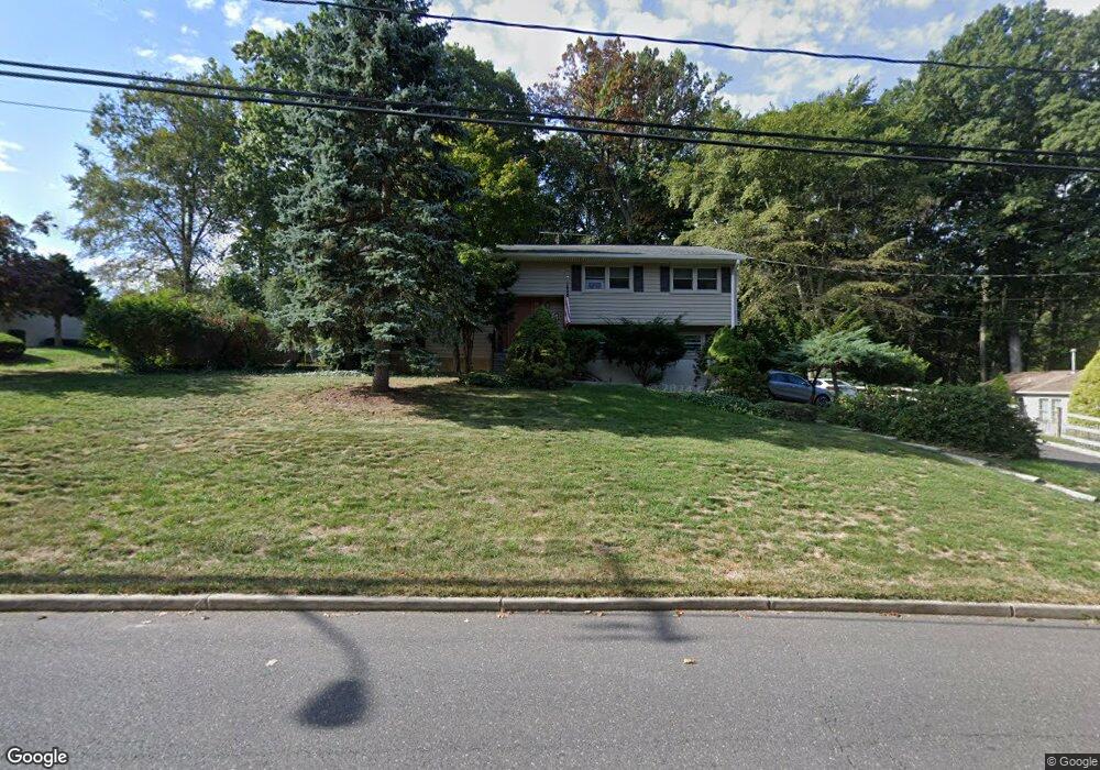 119 Spruce Dr, Middletown, NJ 07748 - photo 1