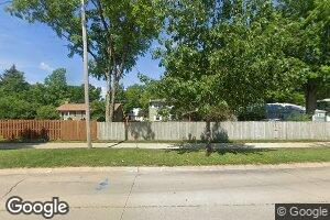 621 Grandview Ct, Iowa City, IA 52246